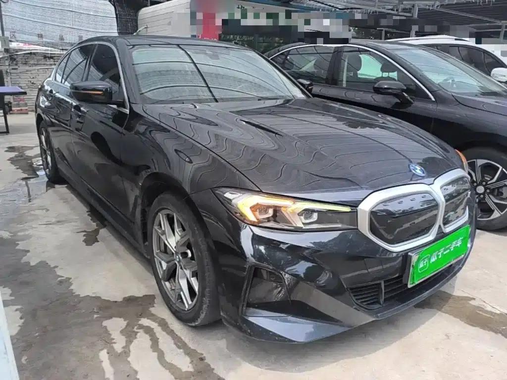 BMW i3 2022 eDrive 35L — миниатюра 4