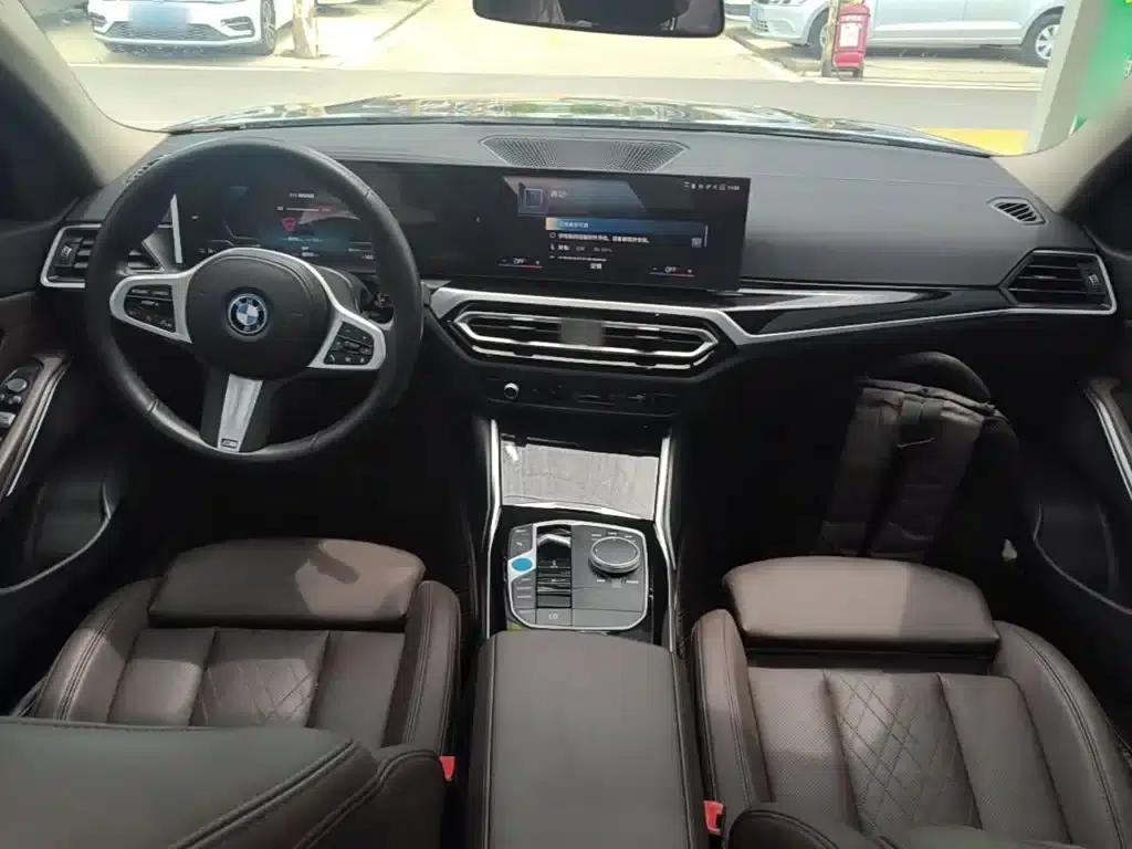 BMW i3 2022 eDrive 35L — миниатюра 10