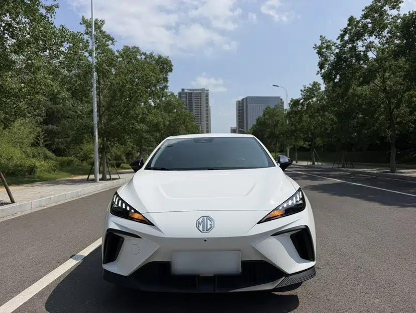 MG 4 EV 2023 415 km Range Sea-Faring Champion Edition — миниатюра 17