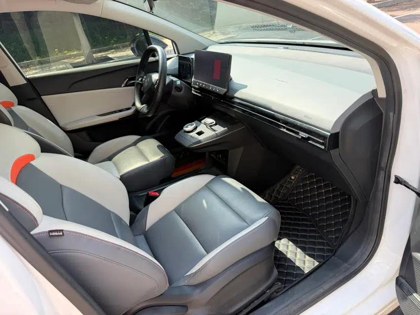 MG 4 EV 2023 415 km Range Sea-Faring Champion Edition — миниатюра 32