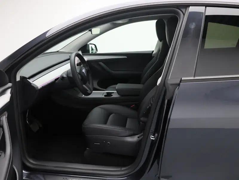 Model Y 2024 Rear-Wheel Drive — миниатюра 17