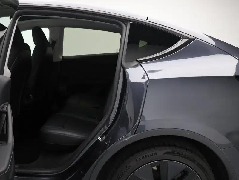 Model Y 2024 Rear-Wheel Drive — миниатюра 18