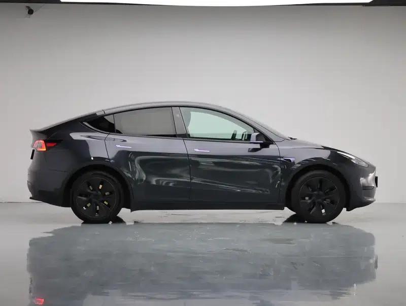 Model Y 2024 Rear-Wheel Drive — миниатюра 8
