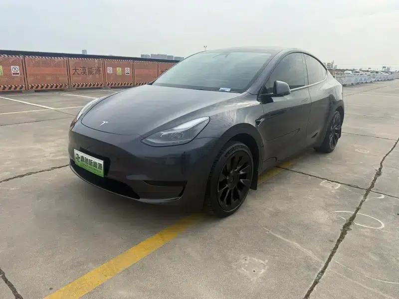 Model Y 2024 Rear-Wheel Drive — миниатюра 1