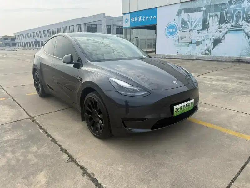 Model Y 2024 Rear-Wheel Drive — миниатюра 2