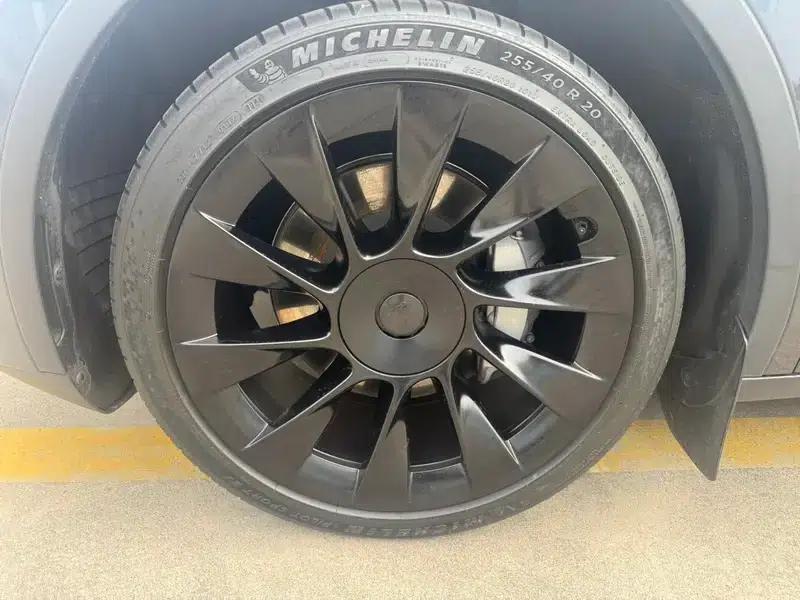Model Y 2024 Rear-Wheel Drive — миниатюра 7