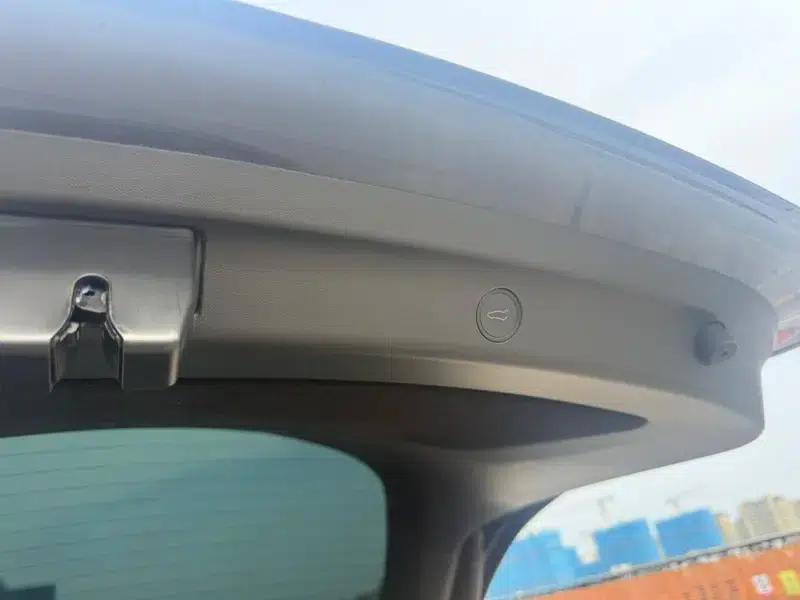 Model Y 2024 Rear-Wheel Drive — миниатюра 9