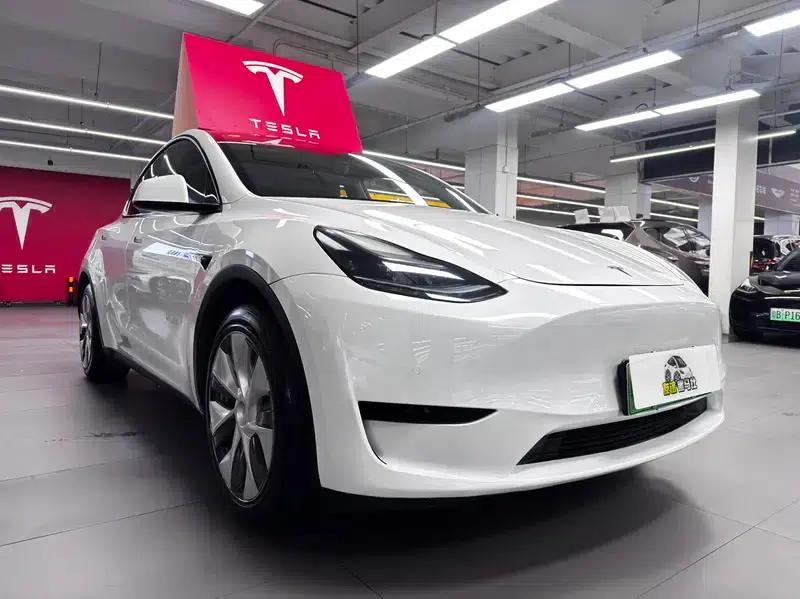 Model Y 2022 Facelift Rear-Wheel Drive Version — миниатюра 3