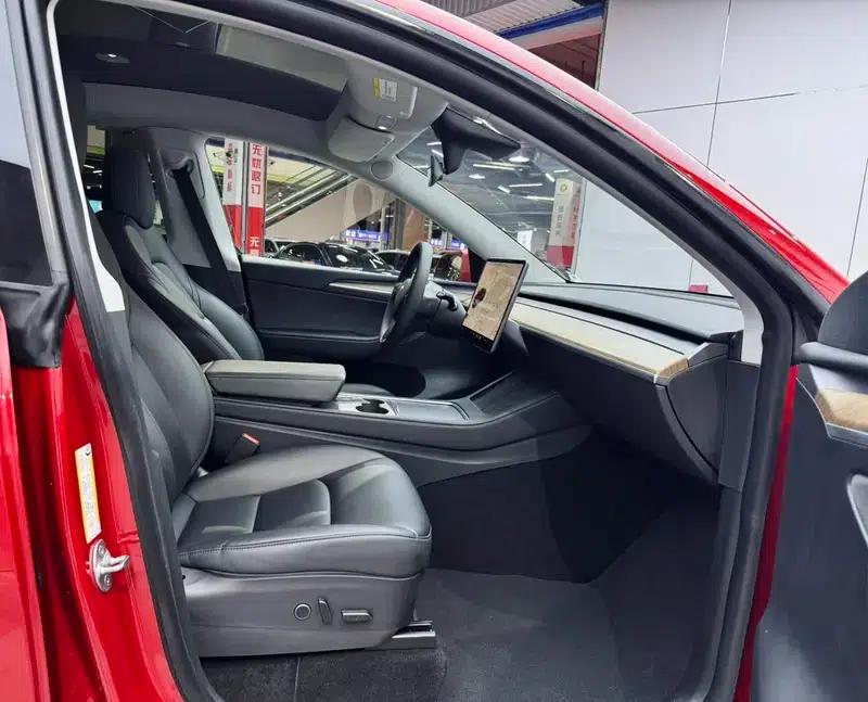 Model Y 2021 Long Range All-Wheel Drive — миниатюра 26