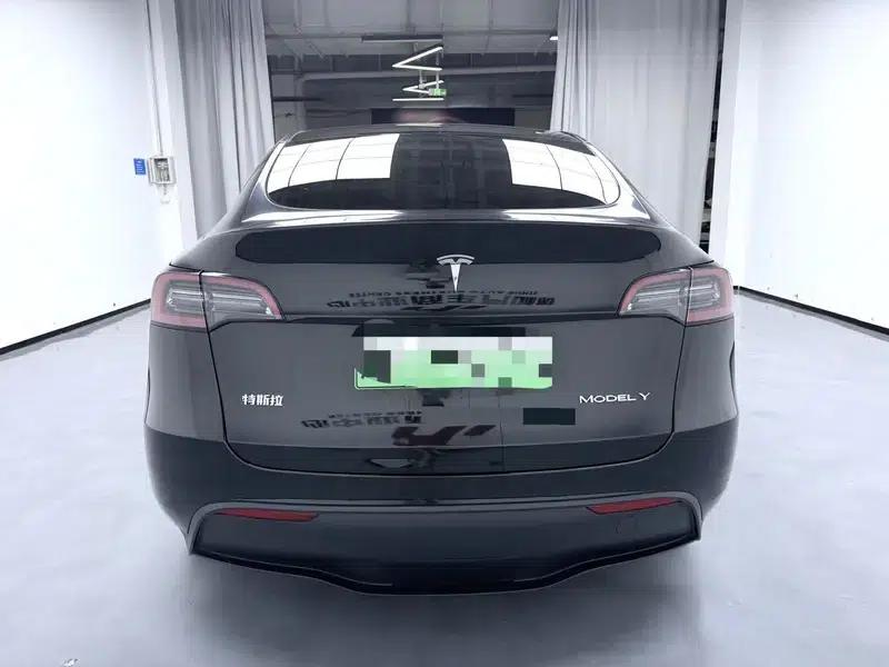 Model Y 2022 Facelift Rear-Wheel Drive Version — миниатюра 3