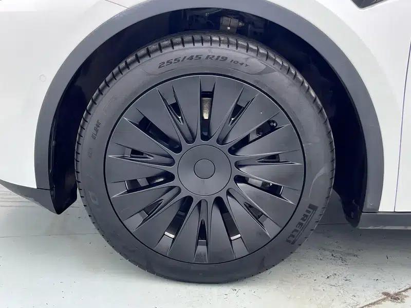 Model Y 2022 Facelift Rear-Wheel Drive Version — миниатюра 9