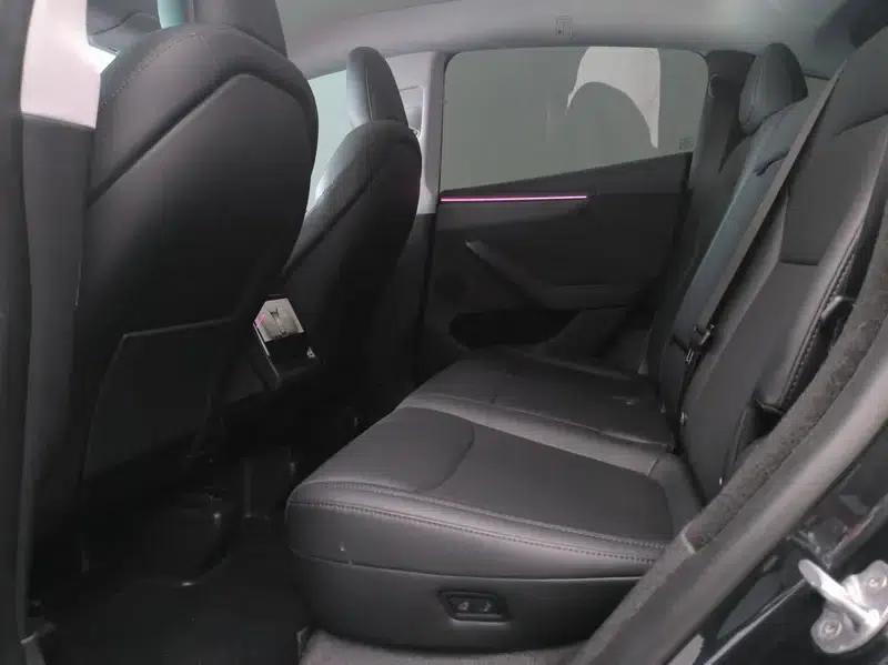Model Y 2025 Long Range All-Wheel Drive First Edition — миниатюра 12