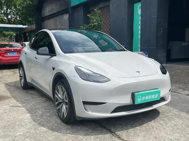Model Y 2024 Rear-Wheel Drive — миниатюра 3