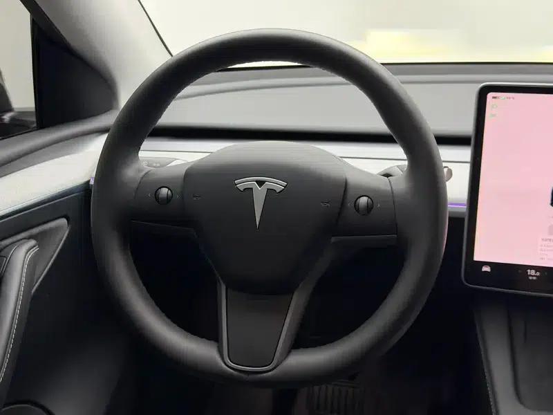 Model Y 2024 Rear-Wheel Drive — миниатюра 16