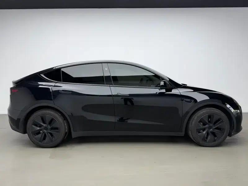 Model Y 2024 Rear-Wheel Drive — миниатюра 8