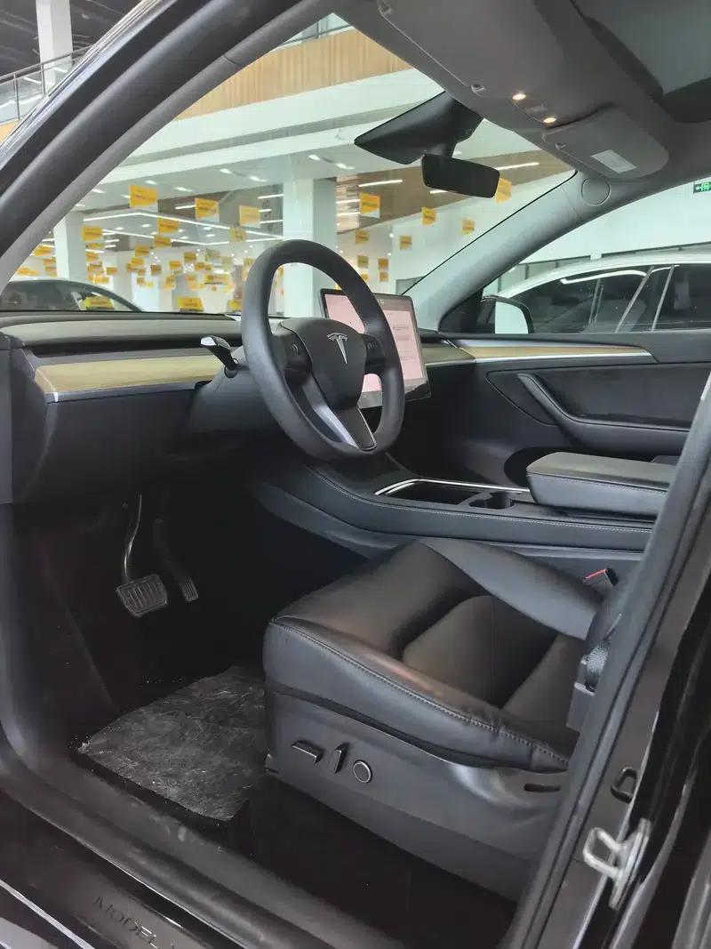 Model Y 2022 Facelift Rear-Wheel Drive Version — миниатюра 13