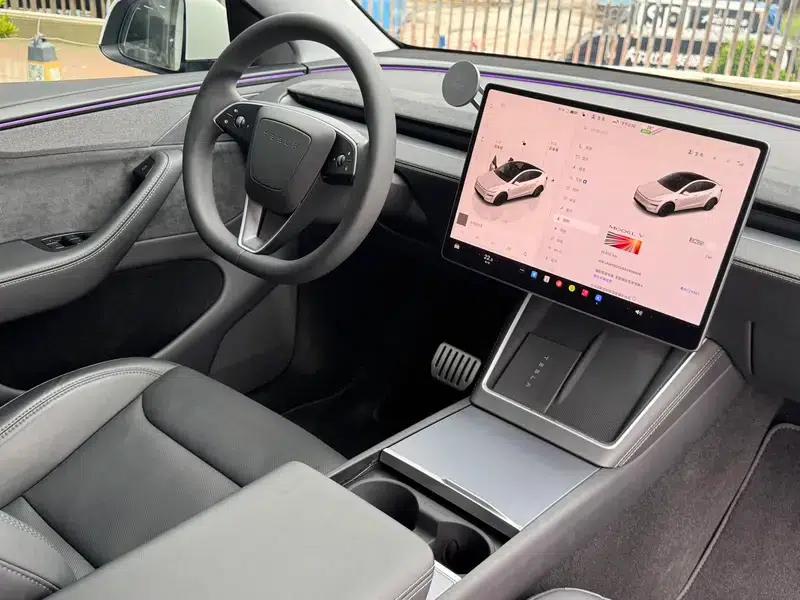 Model Y 2025 Long Range All-Wheel Drive — миниатюра 11
