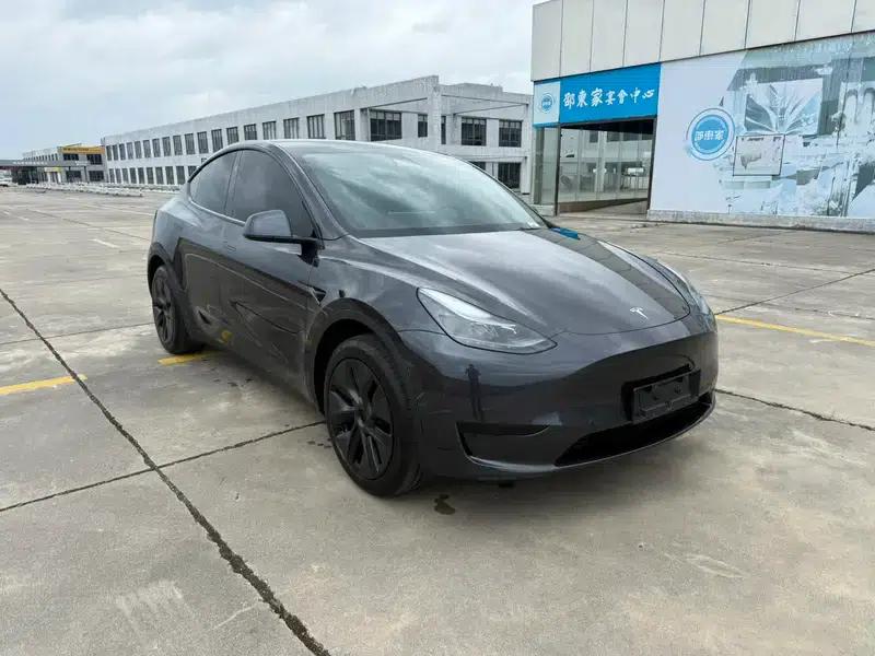 Model Y 2024 Rear-Wheel Drive — миниатюра 3