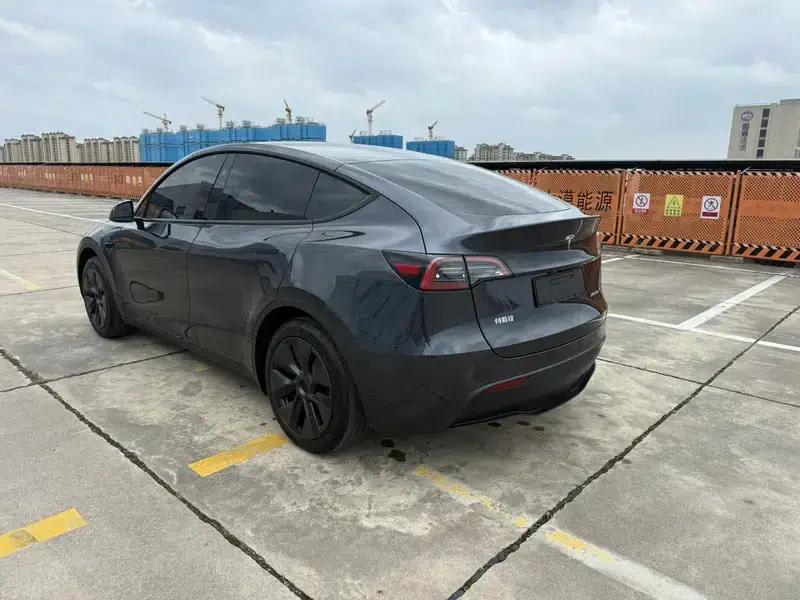 Model Y 2024 Rear-Wheel Drive — миниатюра 5