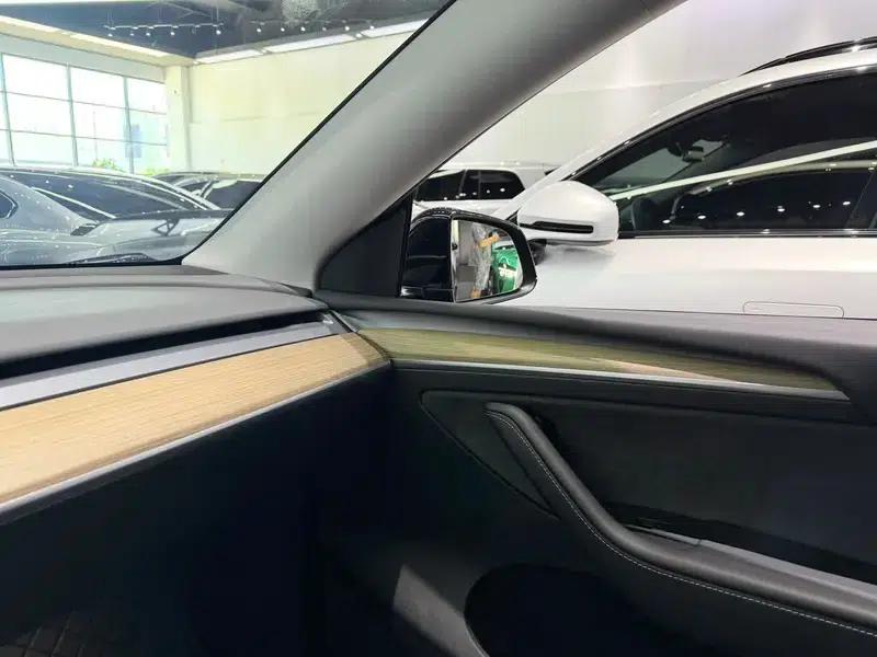 Model Y 2022 Facelift Rear-Wheel Drive Version — миниатюра 7