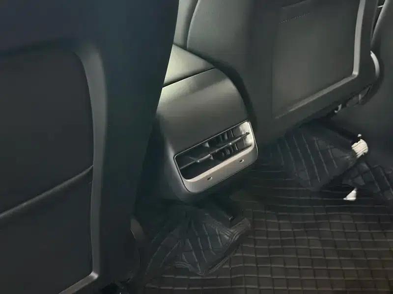 Model Y 2022 Facelift Rear-Wheel Drive Version — миниатюра 9