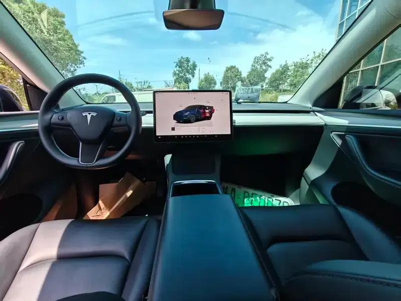 Model Y 2023 Rear-Wheel Drive — миниатюра 7