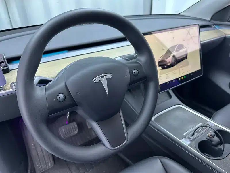 Model Y 2022 Facelift Rear-Wheel Drive Version — миниатюра 10