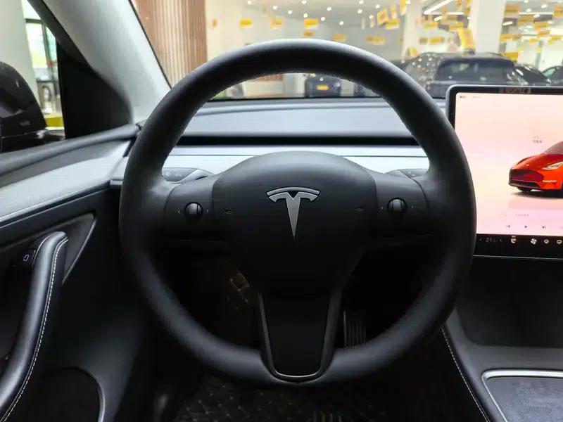 Model Y 2024 Rear-Wheel Drive — миниатюра 16