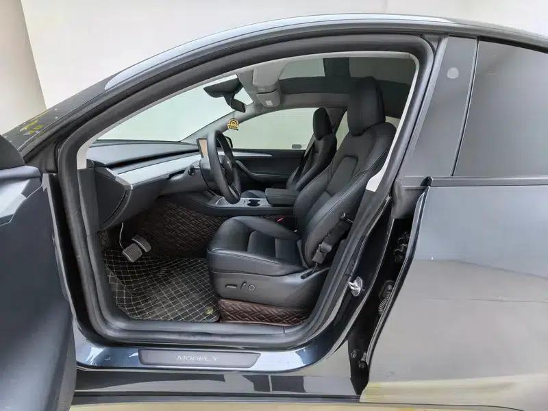 Model Y 2024 Rear-Wheel Drive — миниатюра 17