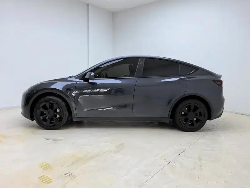 Model Y 2024 Rear-Wheel Drive — миниатюра 4