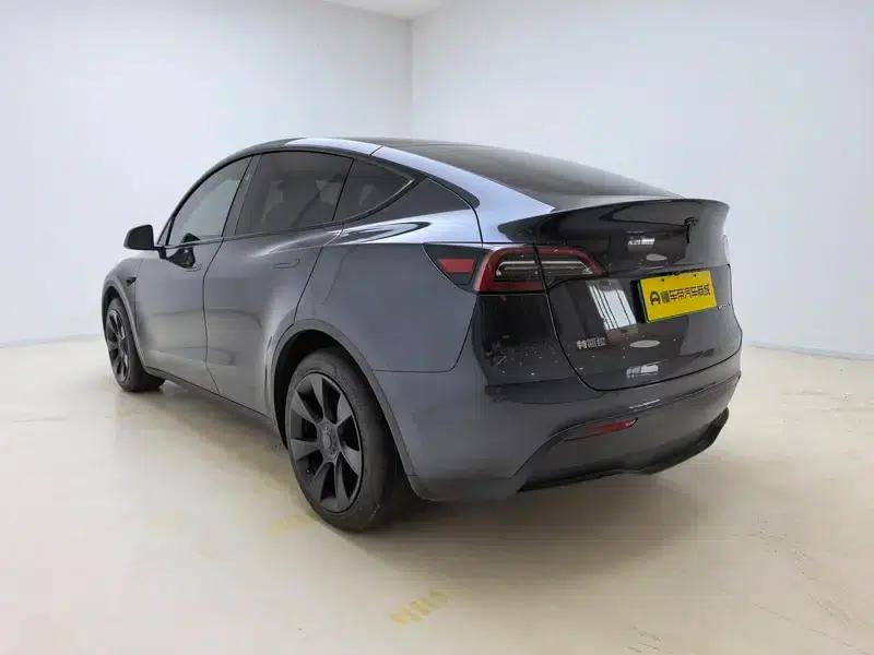 Model Y 2024 Rear-Wheel Drive — миниатюра 5