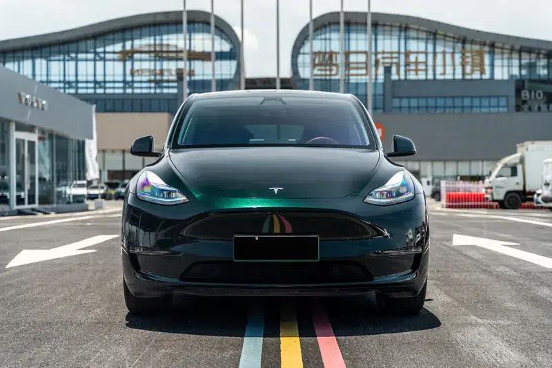 Model Y 2023 Long Range All-Wheel Drive — миниатюра 2