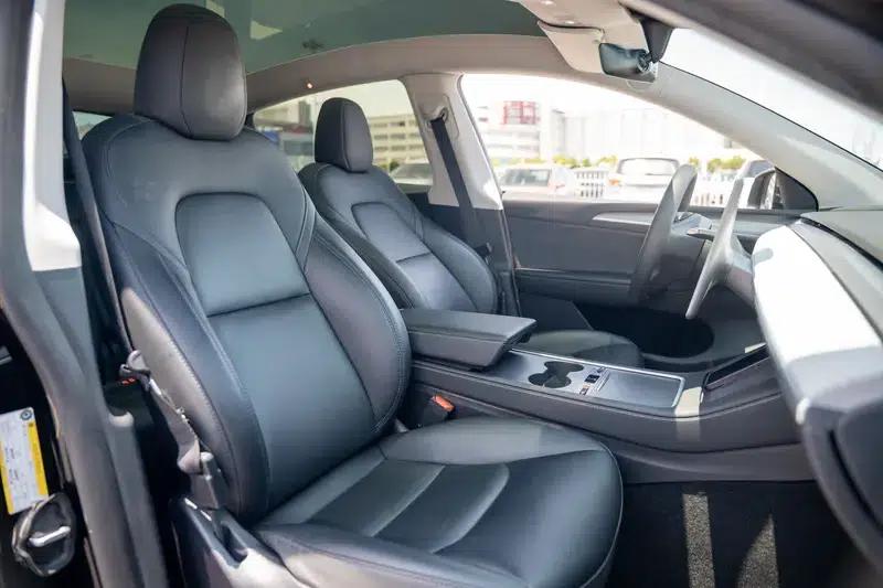 Model Y 2023 Long Range All-Wheel Drive — миниатюра 16