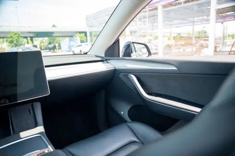 Model Y 2023 Long Range All-Wheel Drive — миниатюра 9