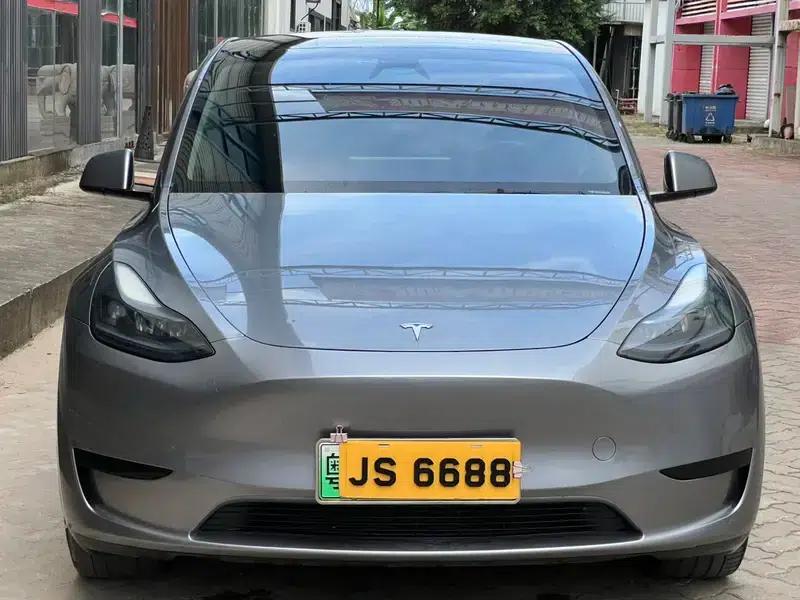 Model Y 2024 Rear-Wheel Drive — миниатюра 2