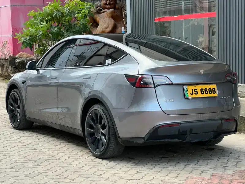 Model Y 2024 Rear-Wheel Drive — миниатюра 4
