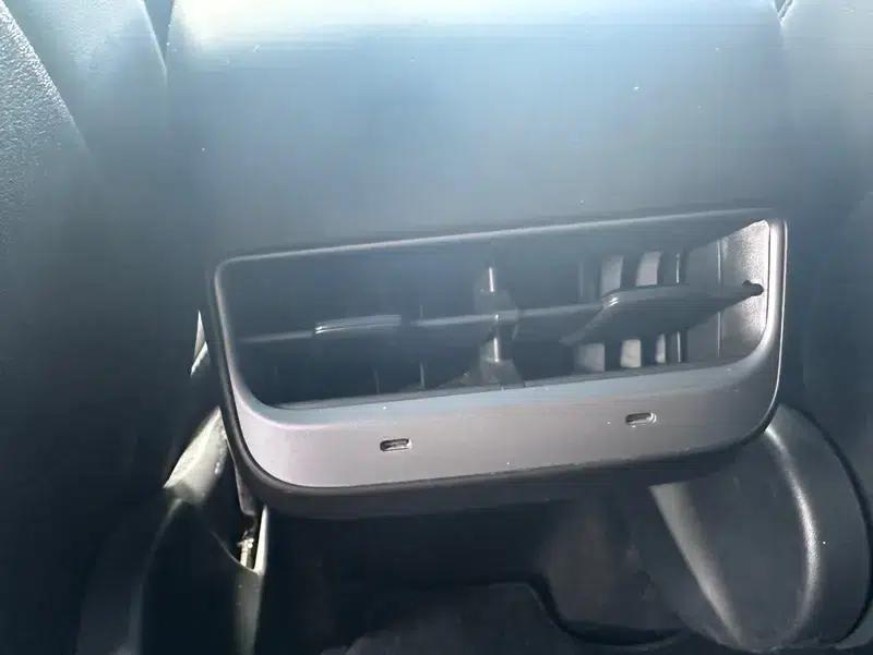 Model Y 2021 Long Range All-Wheel Drive — миниатюра 9