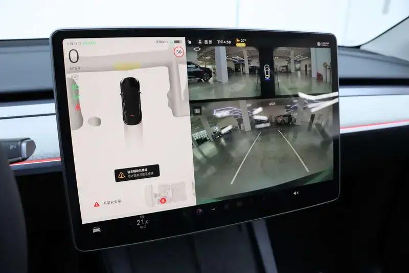 Model Y 2024 Rear-Wheel Drive — миниатюра 17