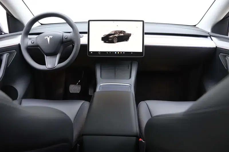 Model Y 2024 Rear-Wheel Drive — миниатюра 20