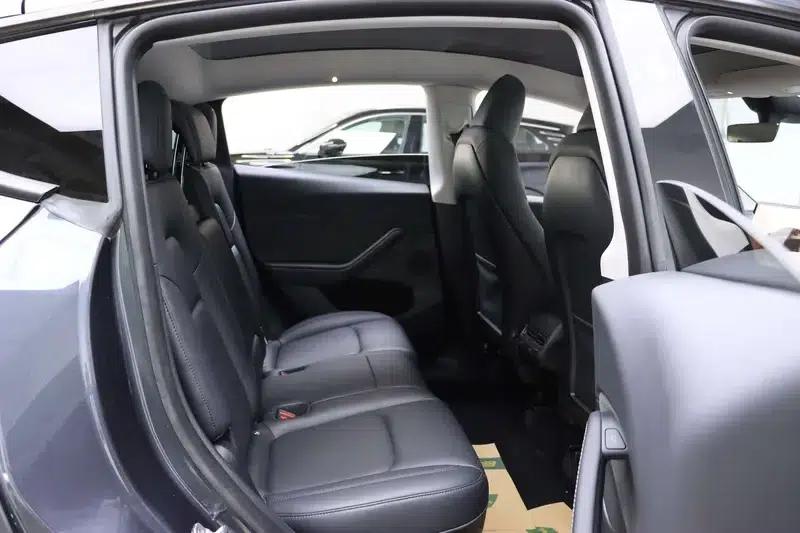 Model Y 2024 Rear-Wheel Drive — миниатюра 23