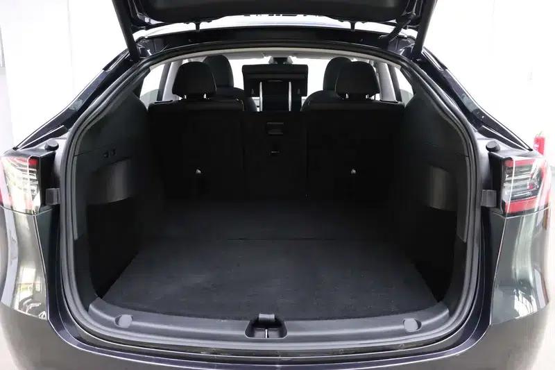 Model Y 2024 Rear-Wheel Drive — миниатюра 30