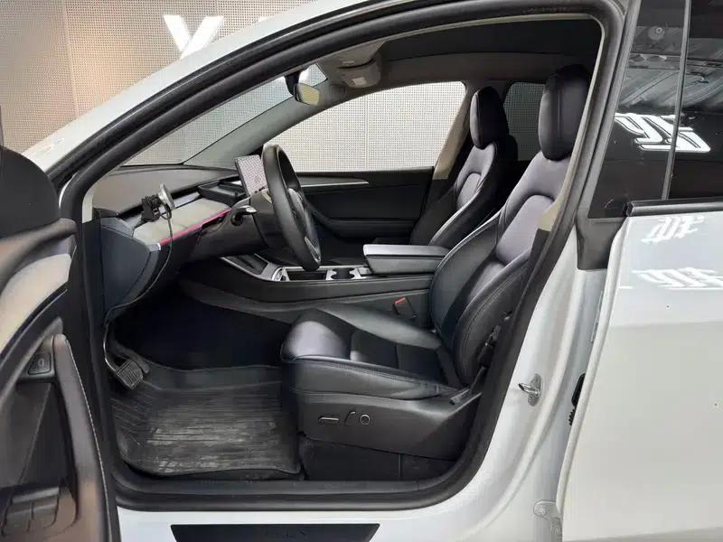 Model Y 2023 Rear-Wheel Drive — миниатюра 7
