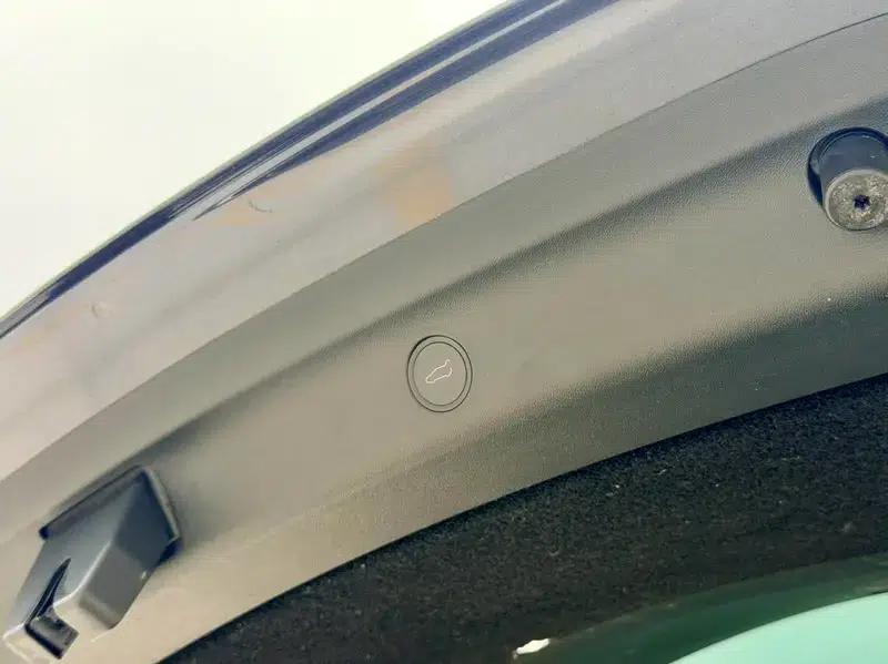 Model Y 2021 Long Range All-Wheel Drive — миниатюра 11