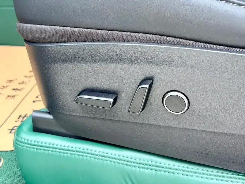 Model Y 2021 Long Range All-Wheel Drive — миниатюра 9