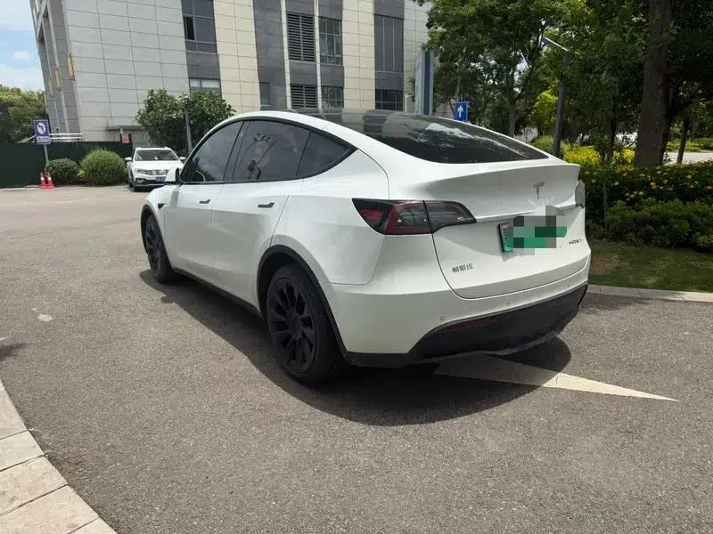Model Y 2022 Rear-Wheel Drive — миниатюра 4