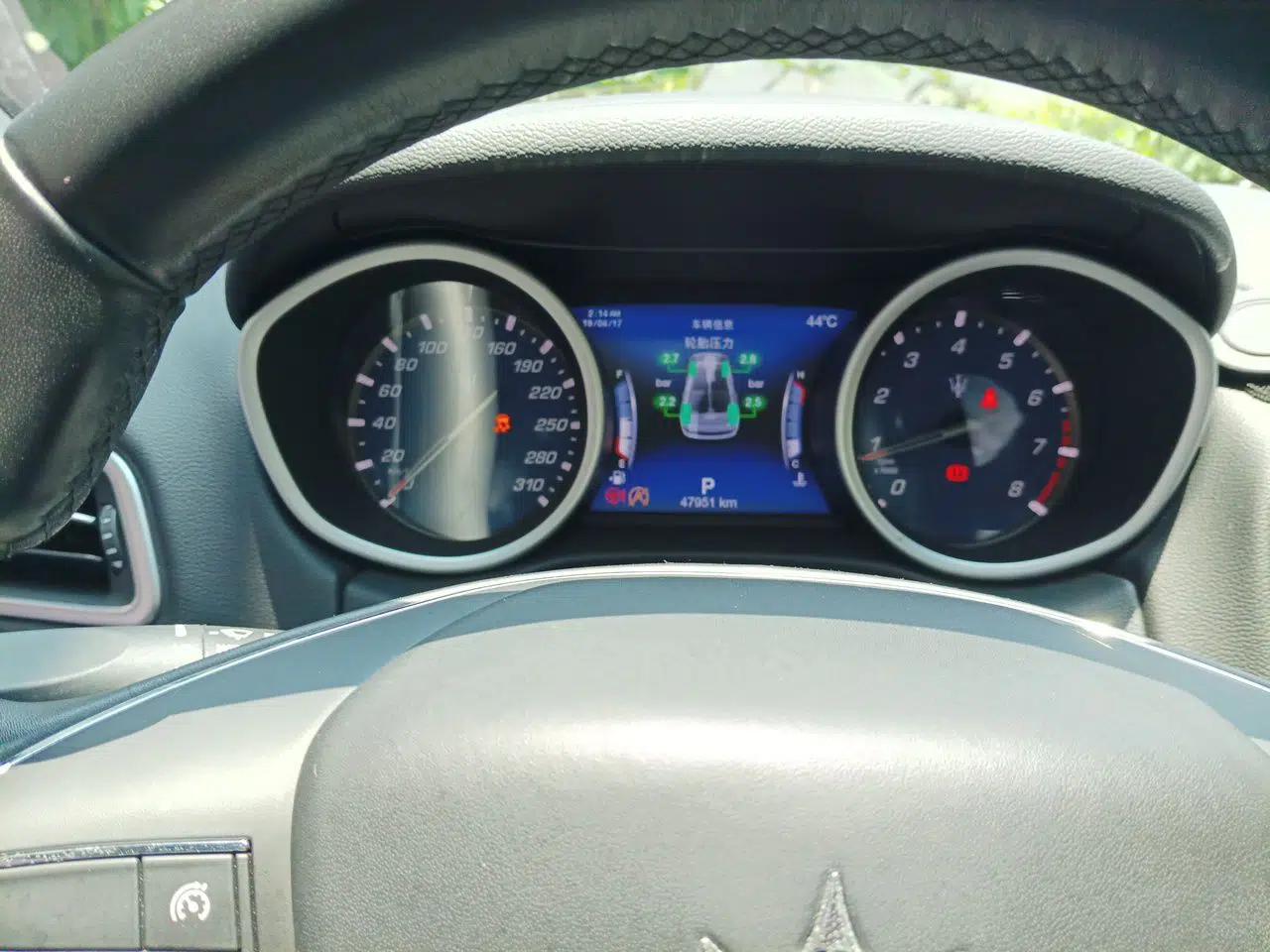Maserati Ghibli 2018 3.0T Standard Edition — миниатюра 11