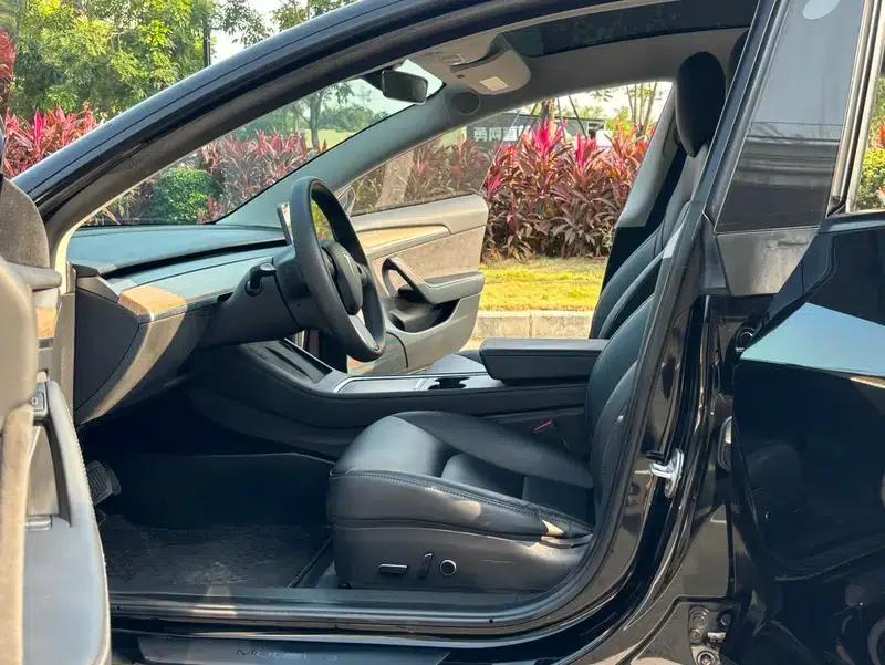 Model 3 2022 Rear-Wheel Drive — миниатюра 10