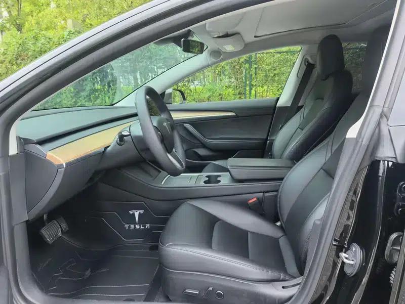 Model 3 2023 Rear-Wheel Drive — миниатюра 13