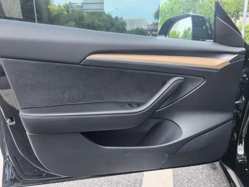 Model 3 2023 Rear-Wheel Drive — миниатюра 7
