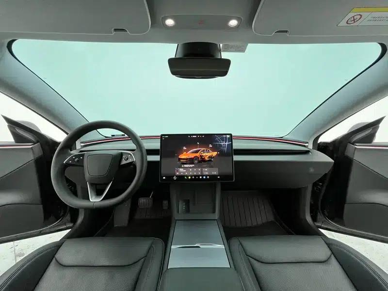 Model 3 2023 Rear-Wheel Drive — миниатюра 14